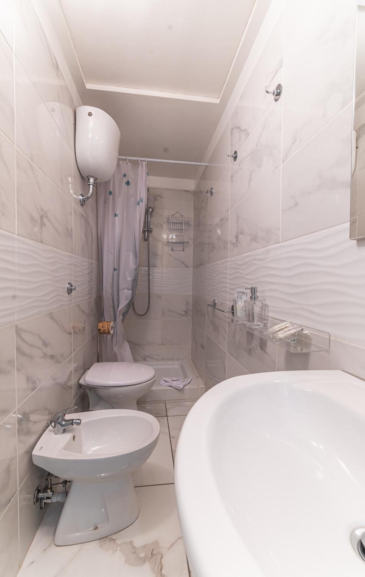 Apartment In Caffarella - Metro Ponte Lungo Rome